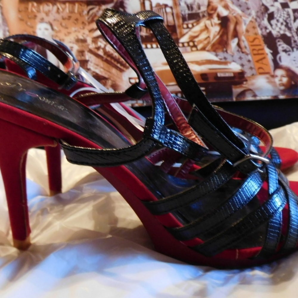 PROMISE RED SHOES 3 SIZES NWOT